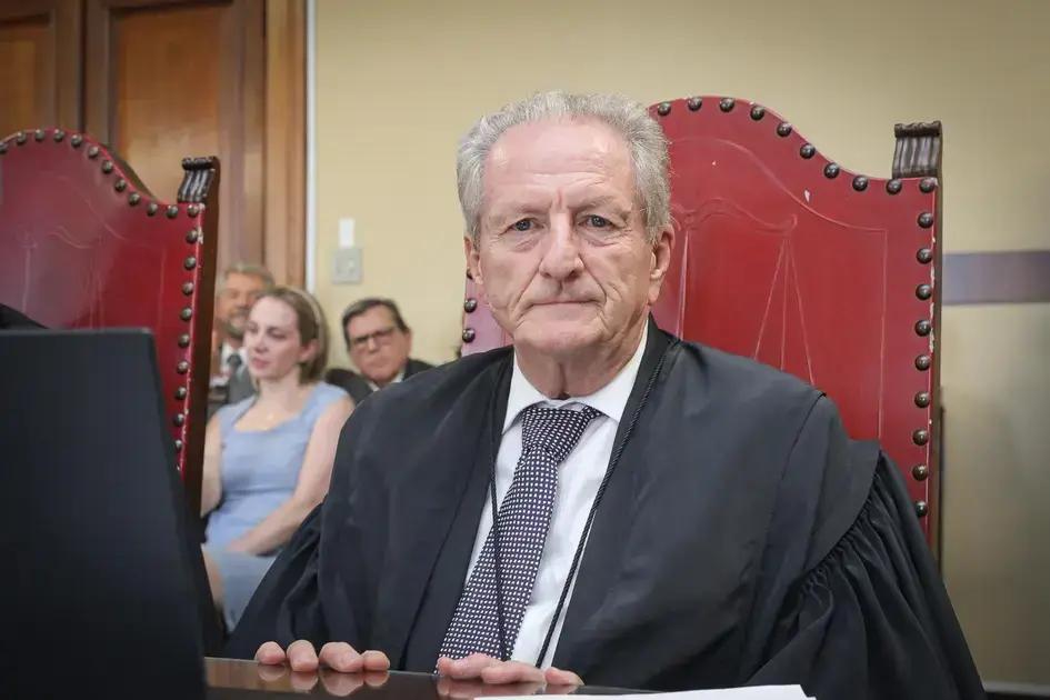 Aposentadoria do Desembargador Marrey Uint: A Última Homenagem