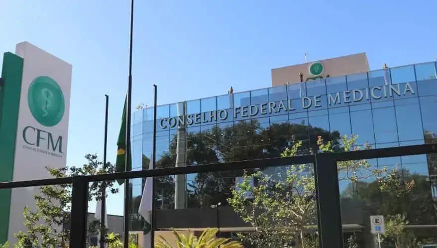 Farmacêuticos Prescreverem: CFM Questiona Resolução