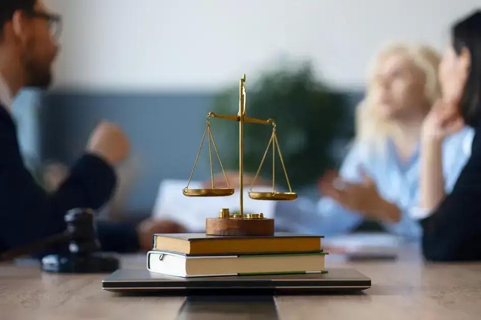 Vínculo Empregatício: Decisões que Mudaram a Advocacia