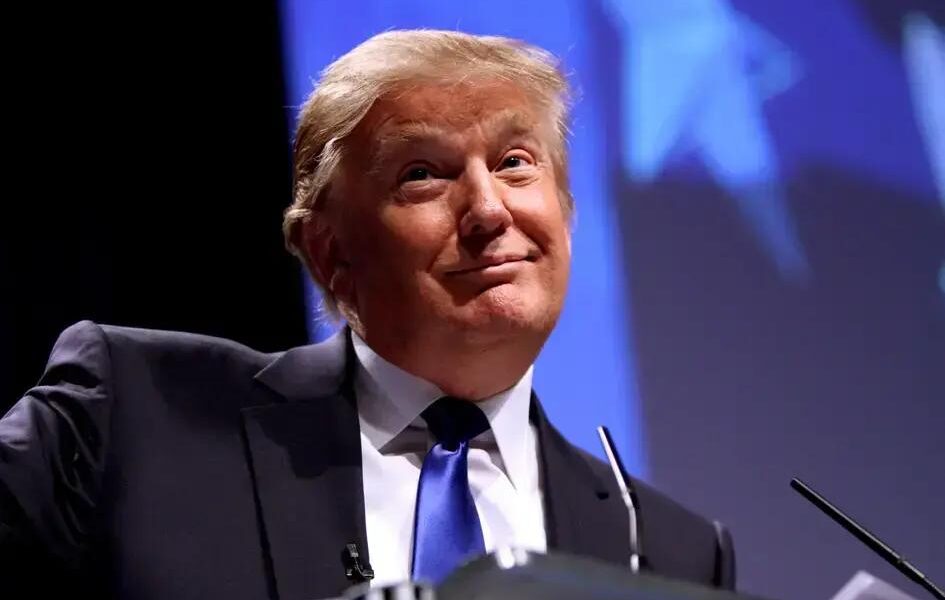 Juízes Bloqueiam Ações de Trump Contra Estudantes Estrangeiros